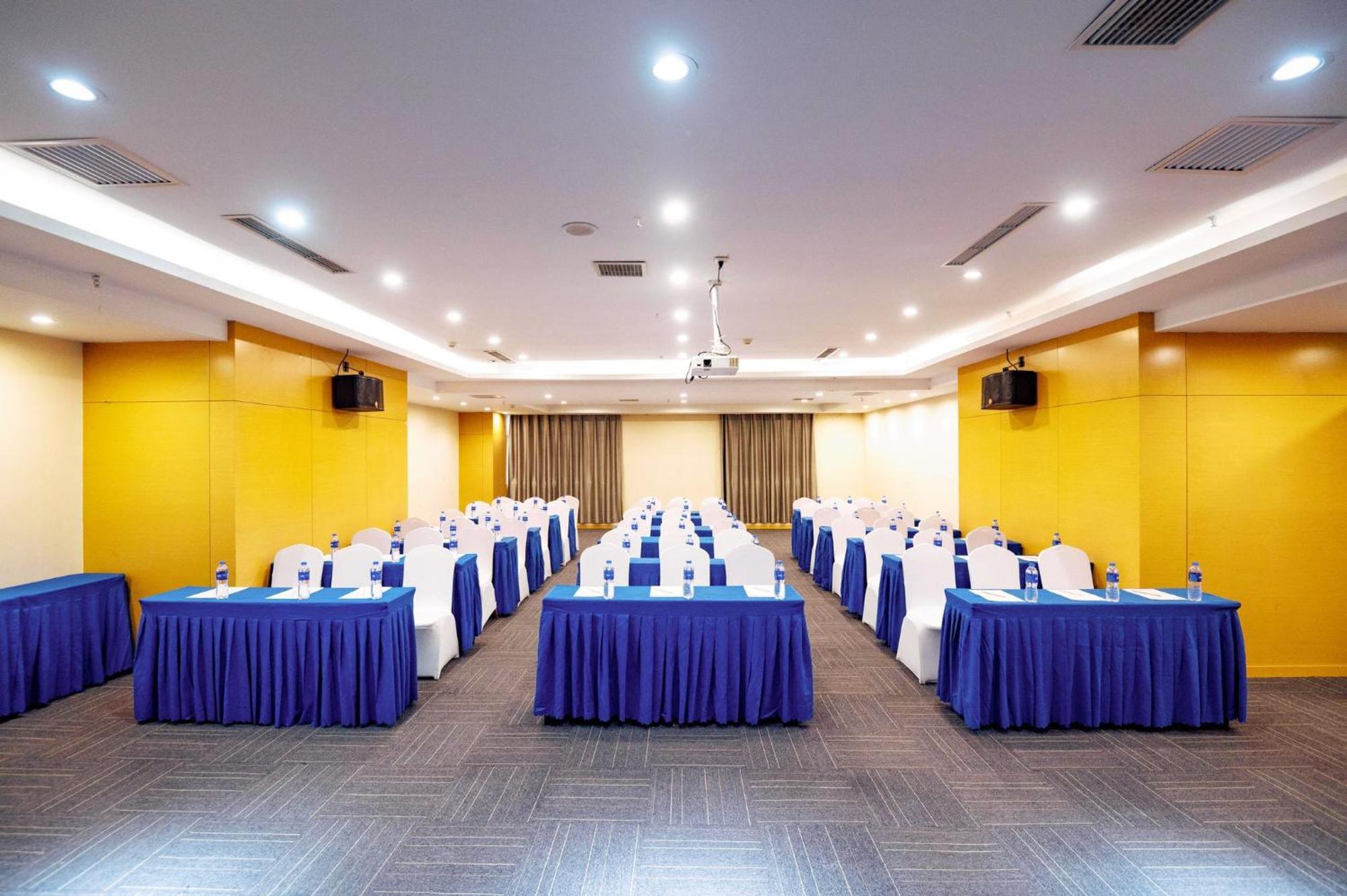 Holiday Inn Express Tangshan Downtown By Ihg Dış mekan fotoğraf